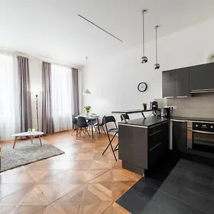 Exclusive Near Kafka's Head Appartement