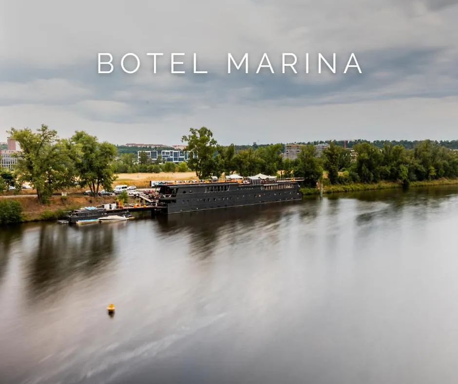 Botel Marina Прага